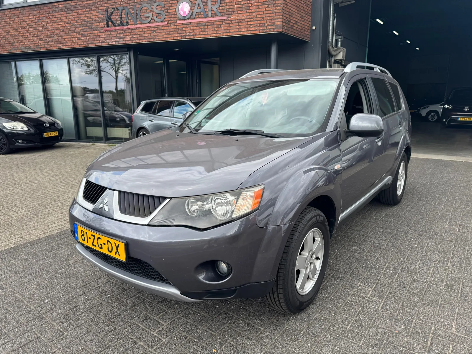 Mitsubishi Outlander (2008) — foto 1
