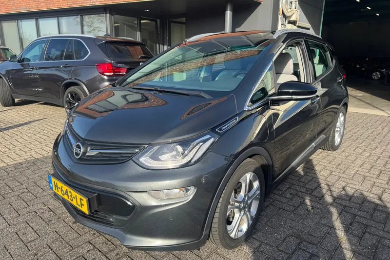 Opel Ampera-e (2020)