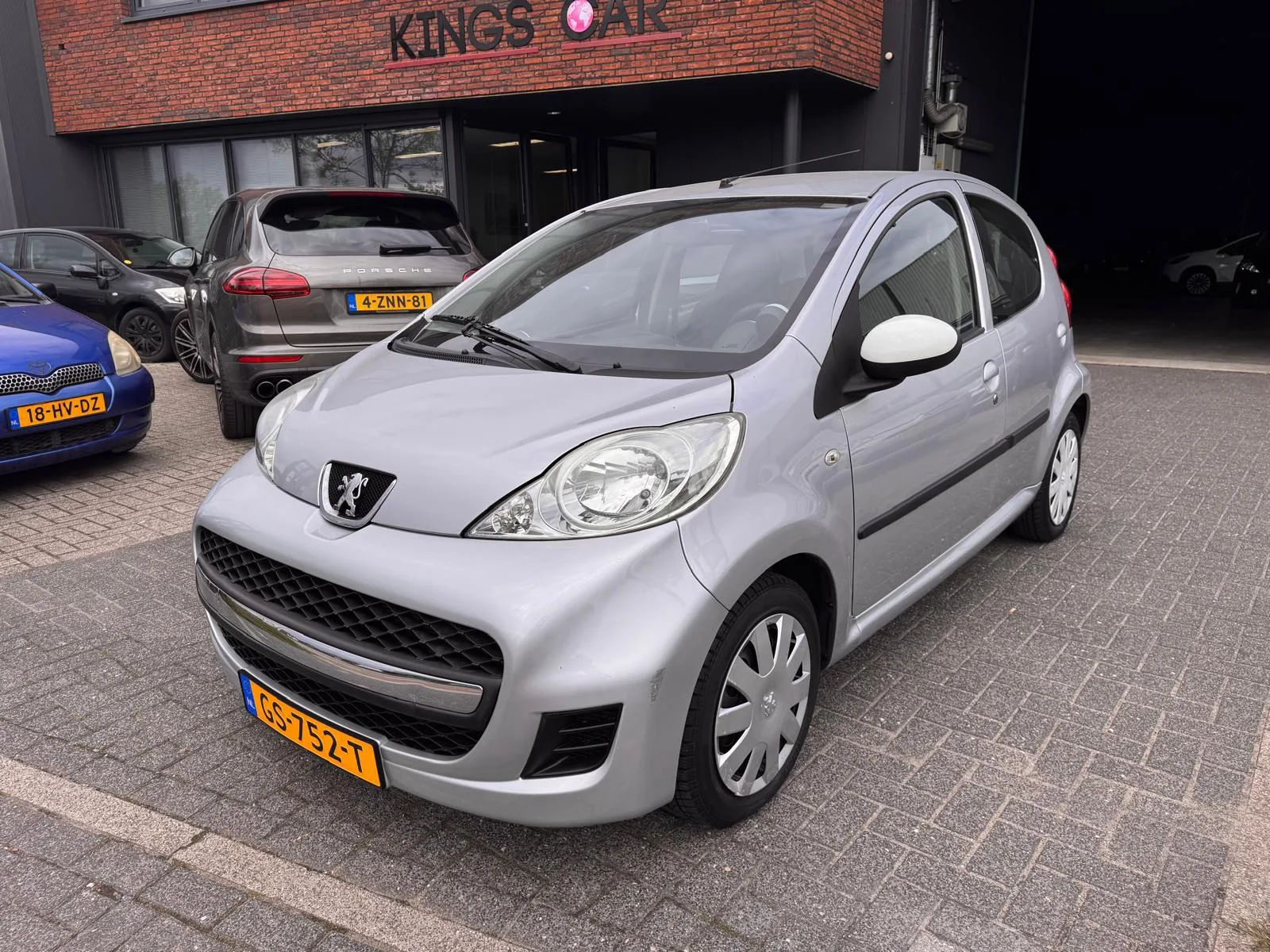 Peugeot 107 (2012) — foto 1