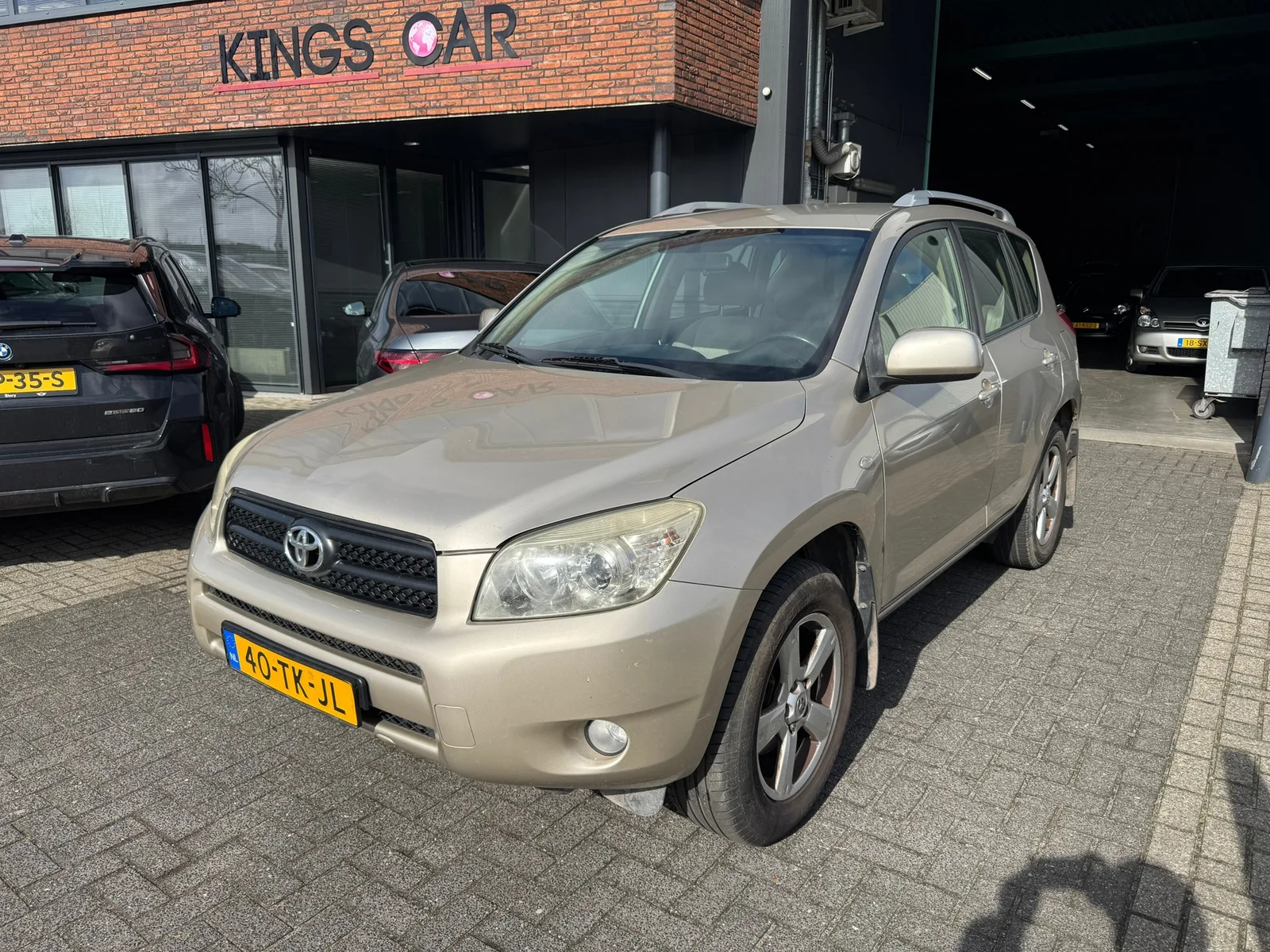 Toyota RAV4 (2006) — foto 1