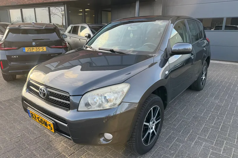 Toyota RAV4 (2006)