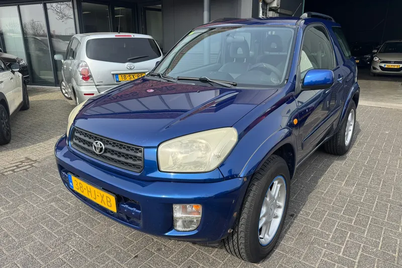 Toyota RAV4 (2001)