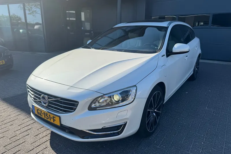 Volvo V60 (2015)