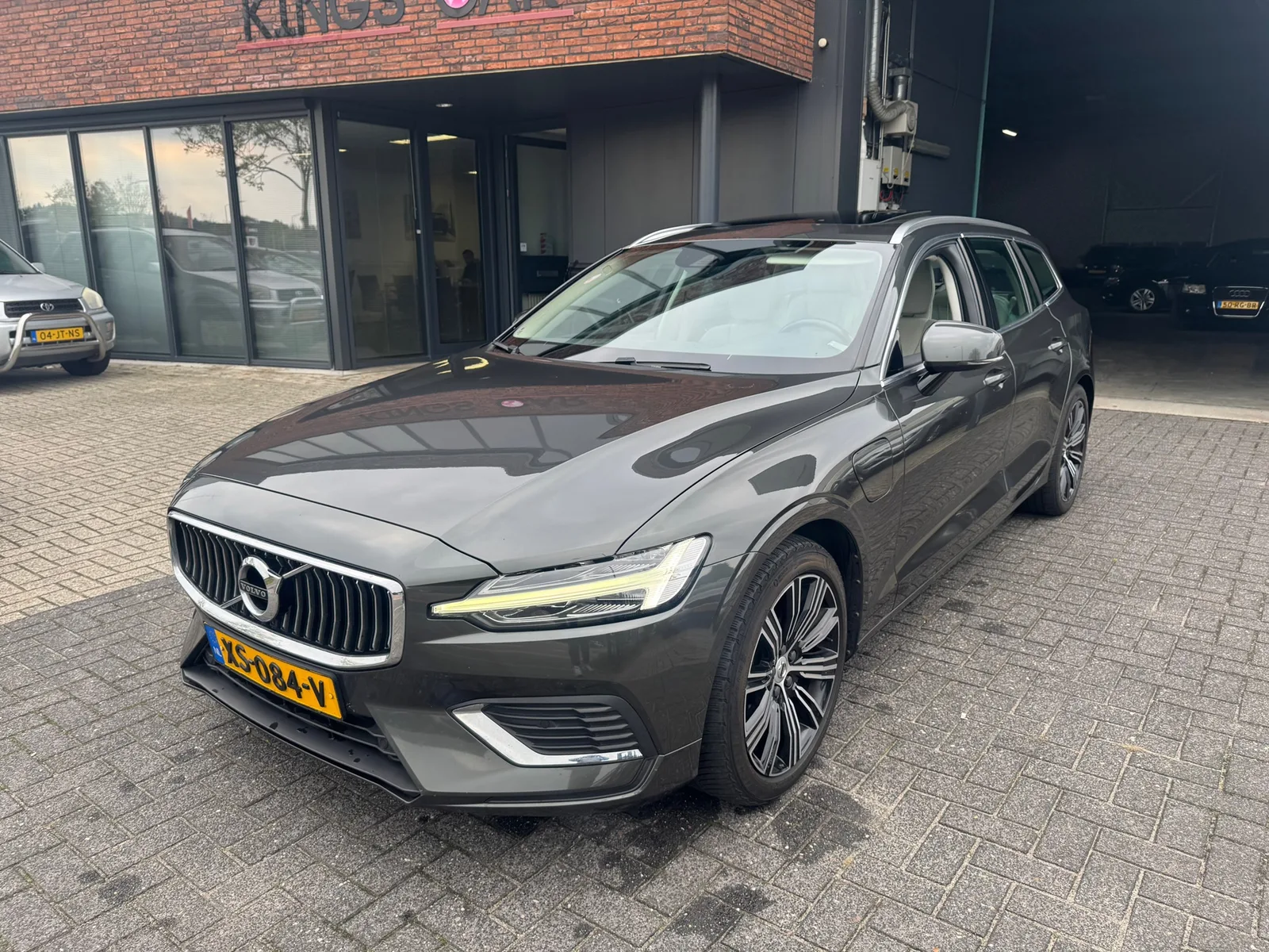 Volvo V60 (2019) — foto 1
