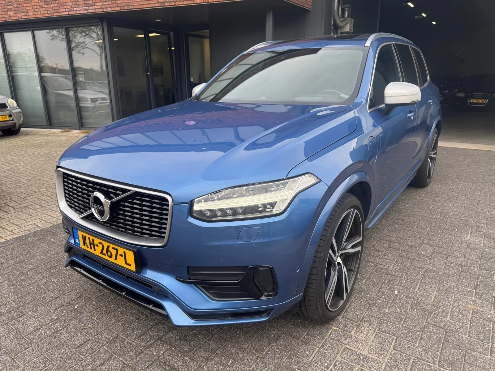 Volvo XC90 (2016) — foto 1