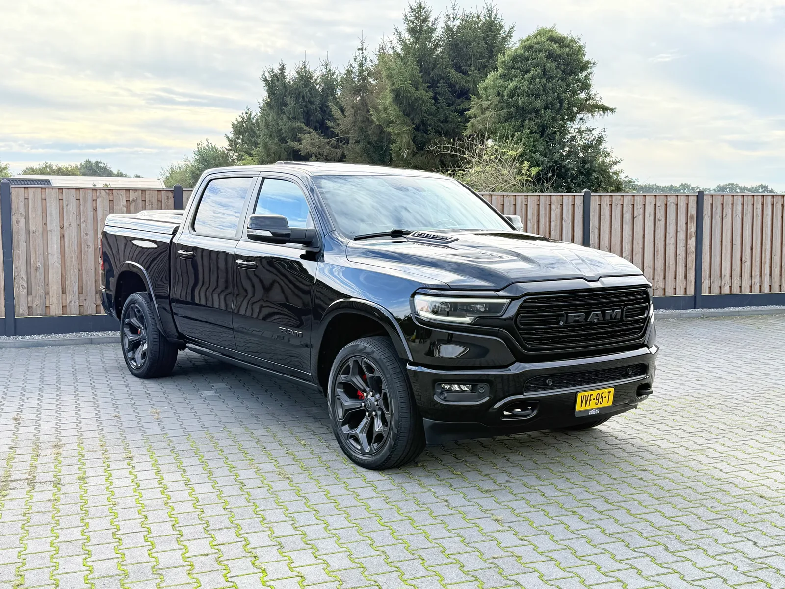 Dodge RAM (2023) — foto 1