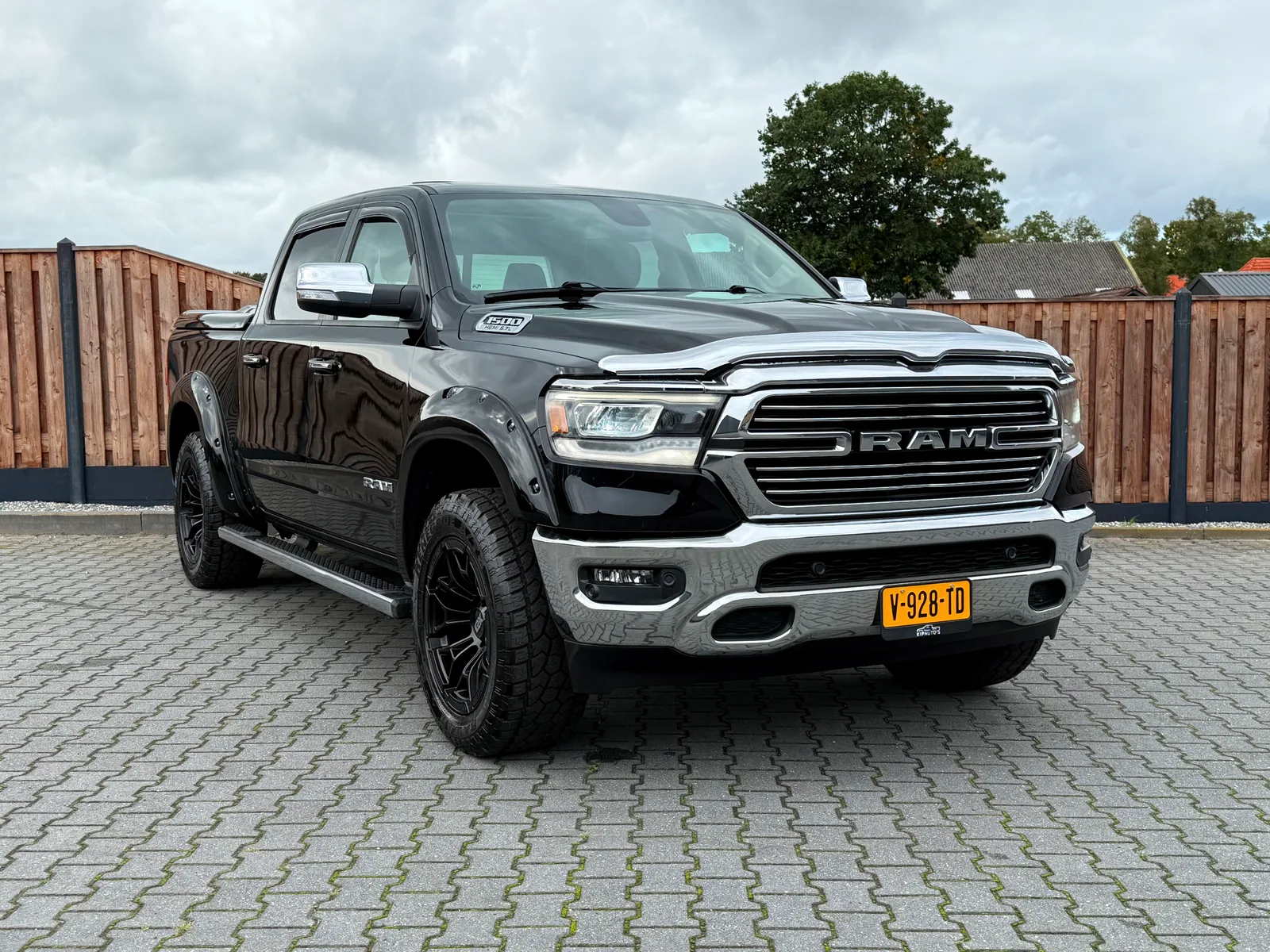 Dodge Ram (2019) — foto 1