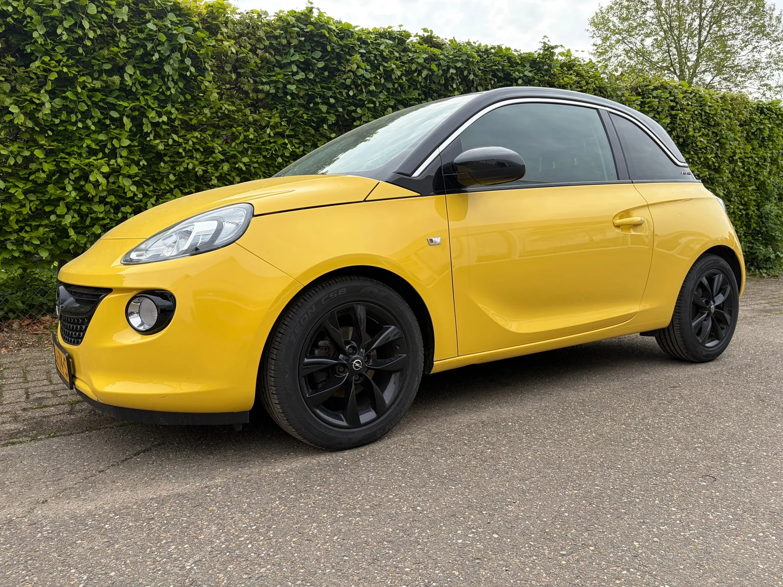 Opel Adam (2016) — foto 1