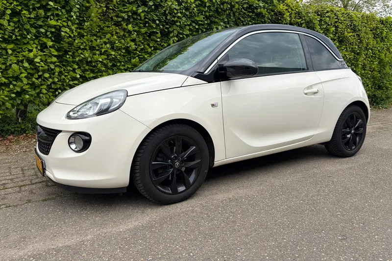 Opel Adam (2016)