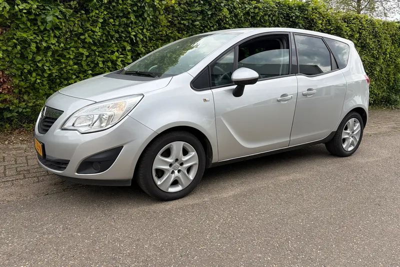 Opel Meriva (2011)