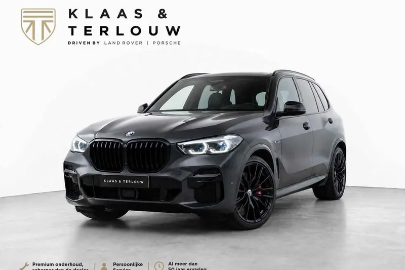 BMW X5 (2023)