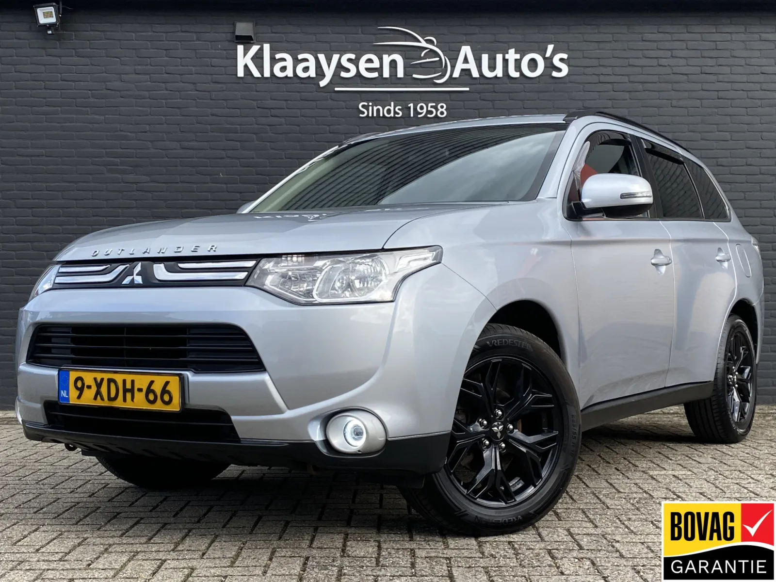 Mitsubishi Outlander (2014) — foto 1