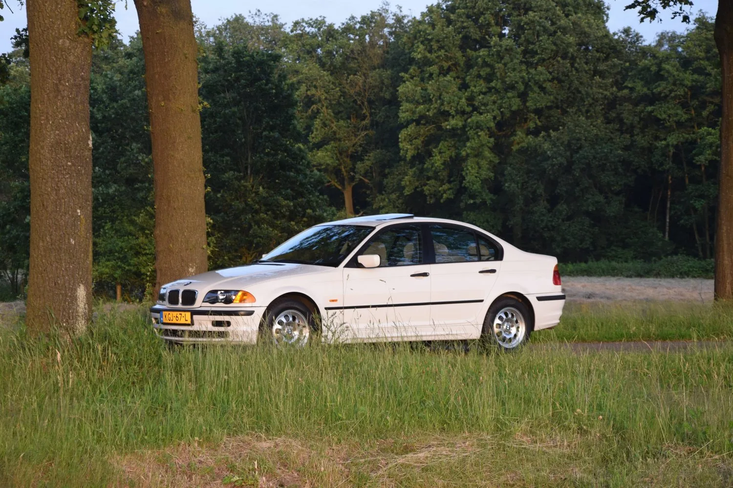BMW 3-Serie (1998) — foto 1