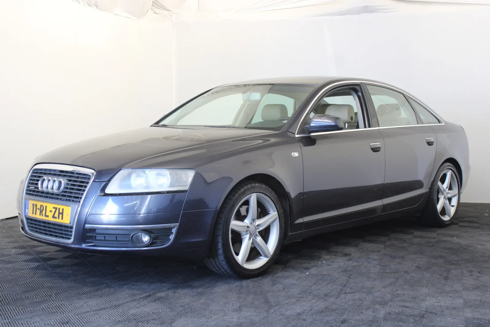 Audi A6 (2005) — foto 1
