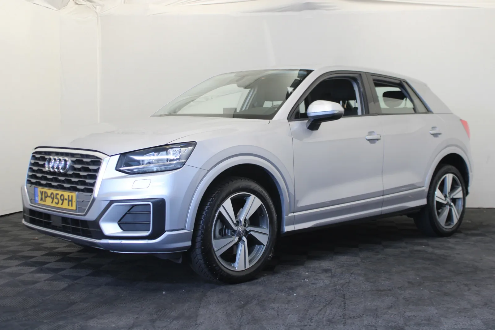 Audi Q2 (2017) — foto 1