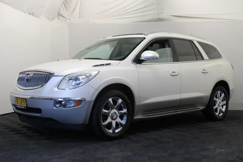 Buick Enclave (2008)