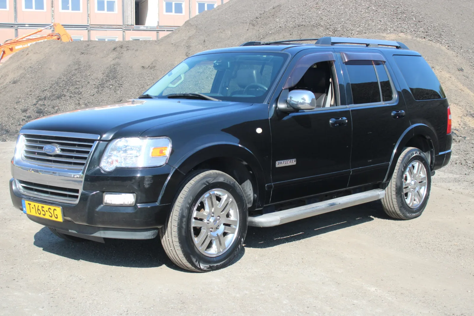 Ford Explorer (2026) — foto 1