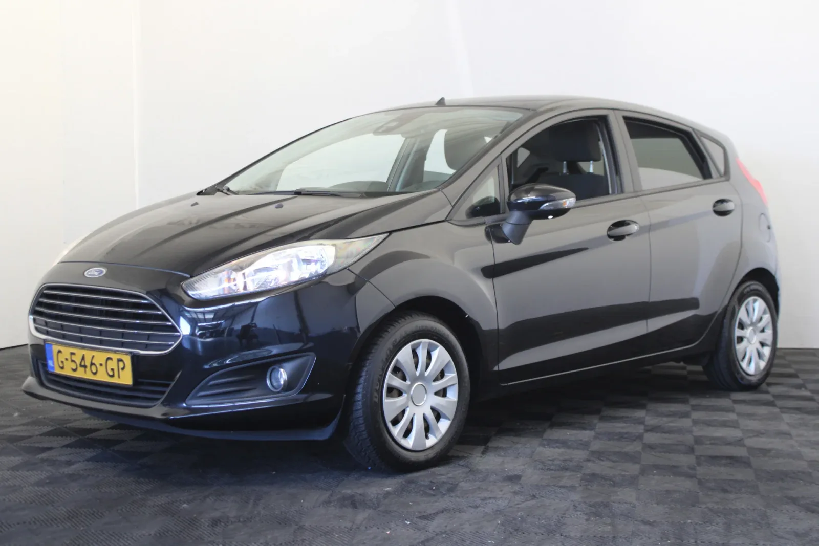 Ford Fiesta (2012) — foto 1