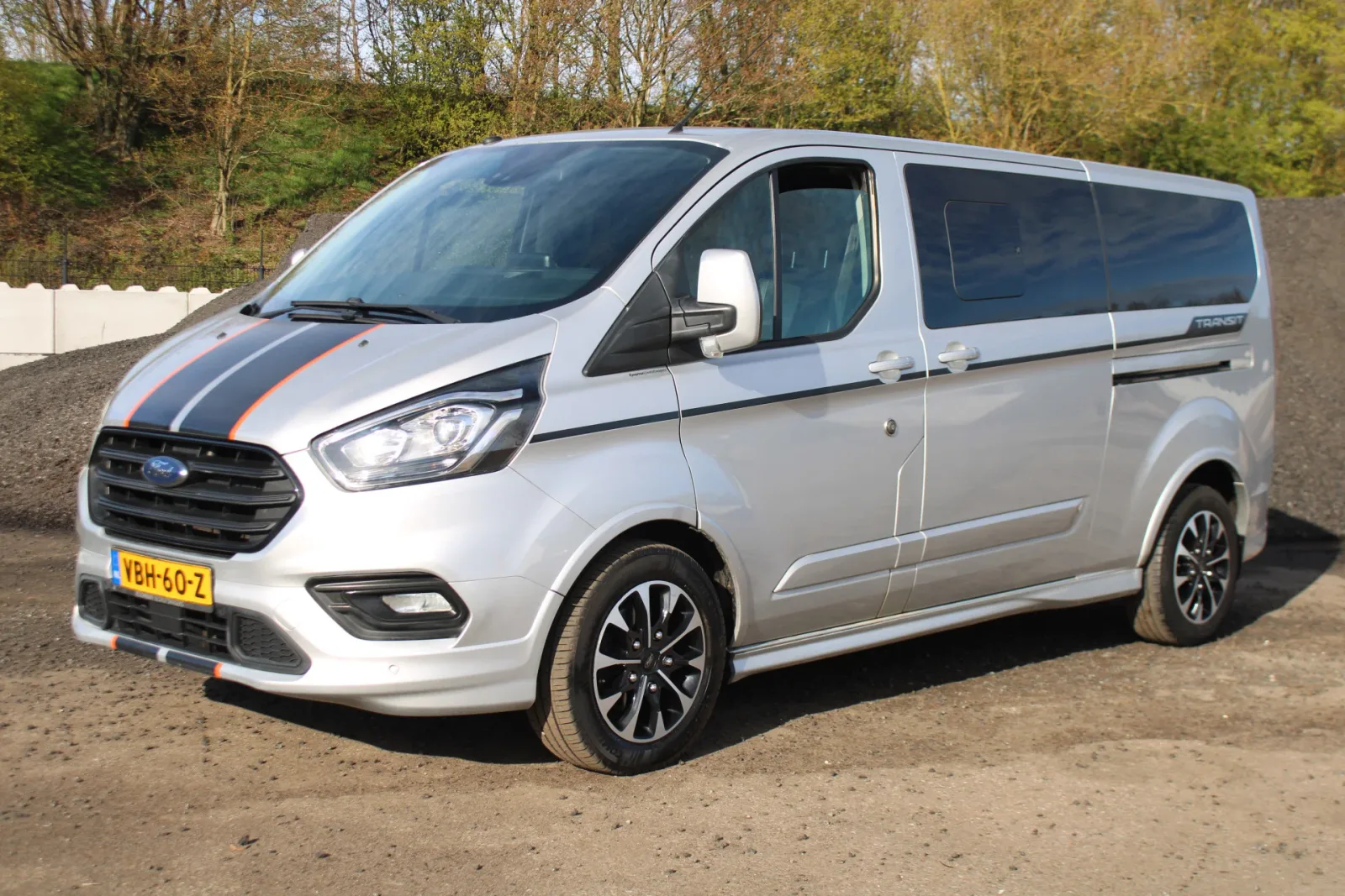 Ford Transit Custom (2018) — foto 1