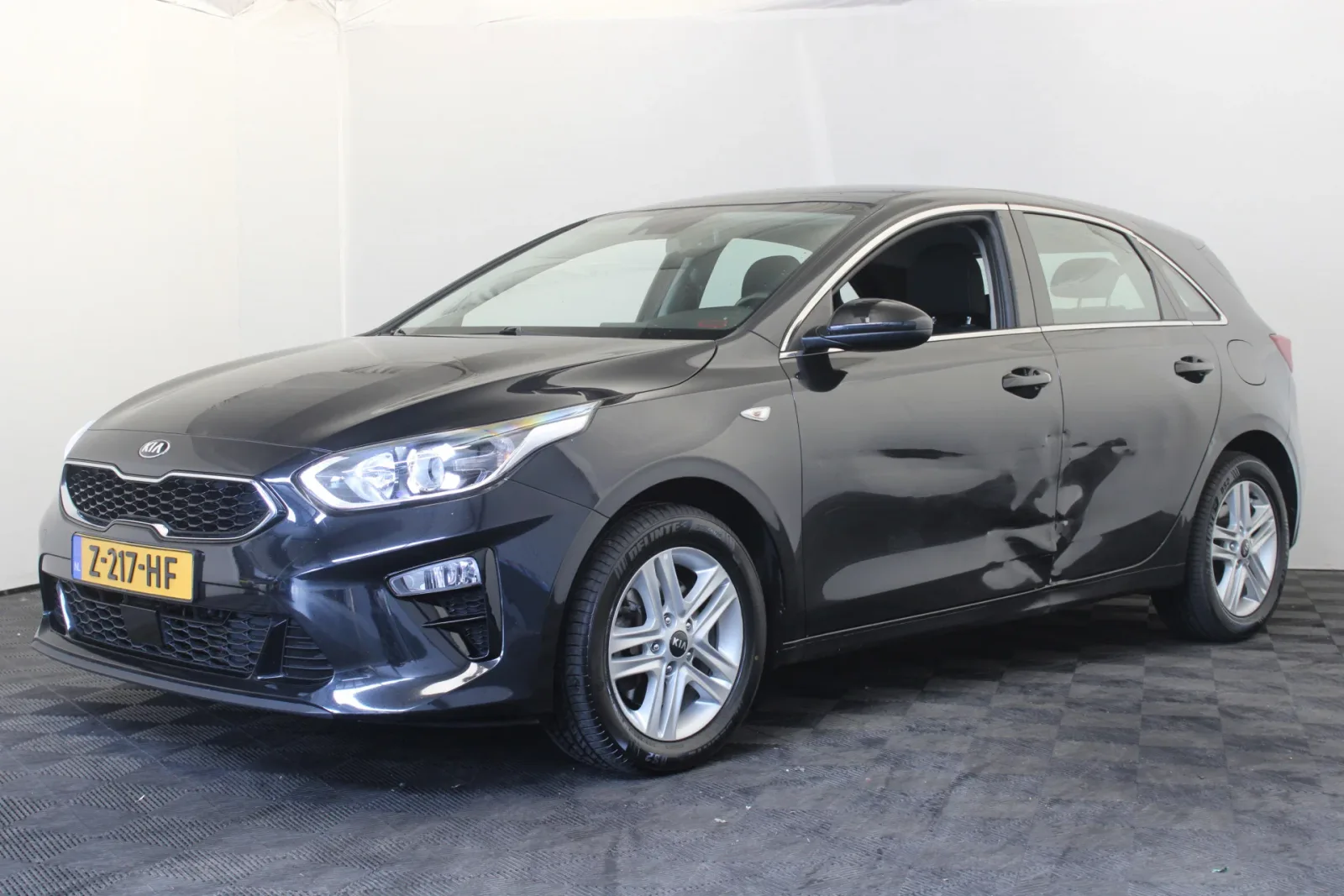 Kia Ceed (2021) — foto 1