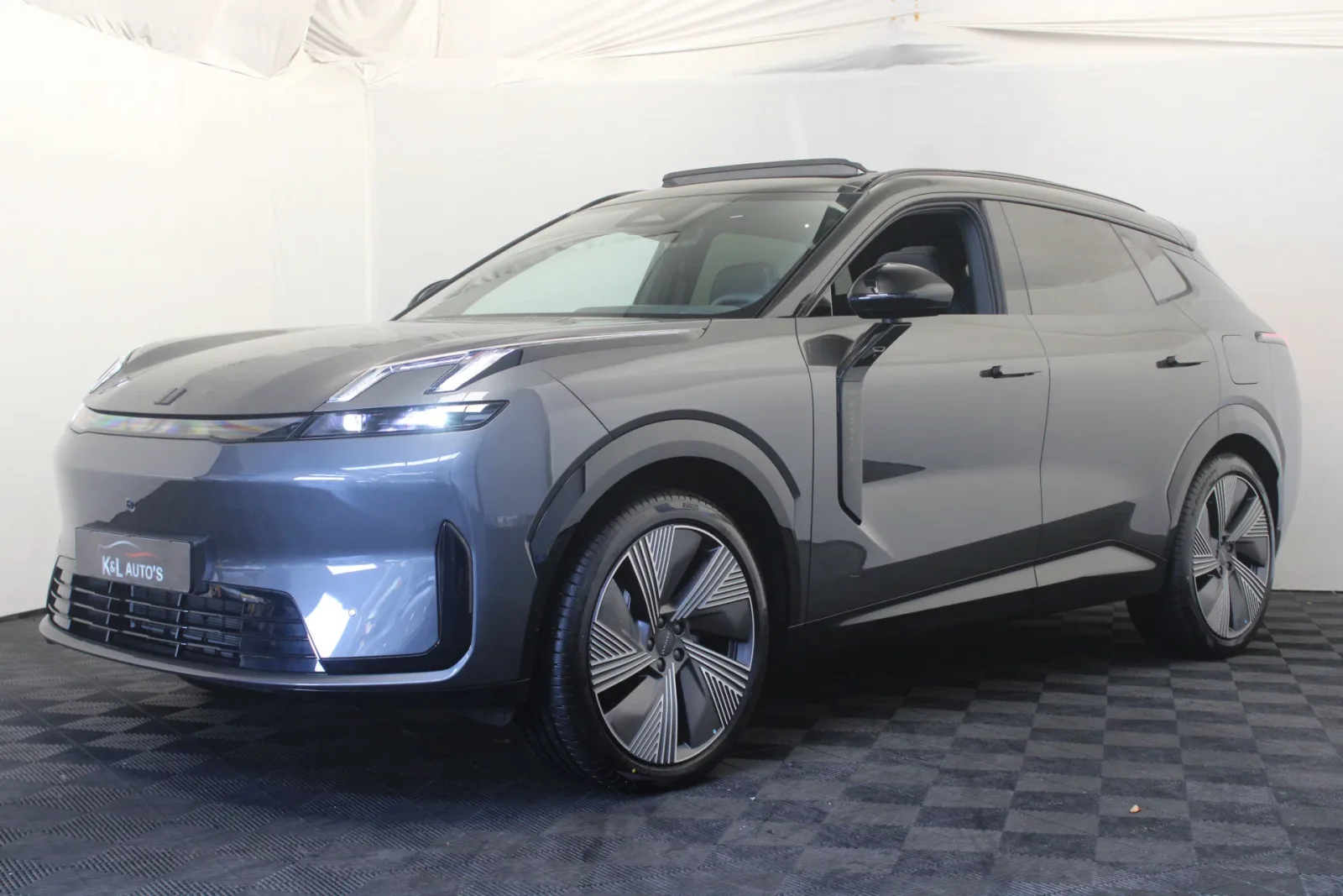 Lynk & Co 08 (2026) — foto 1