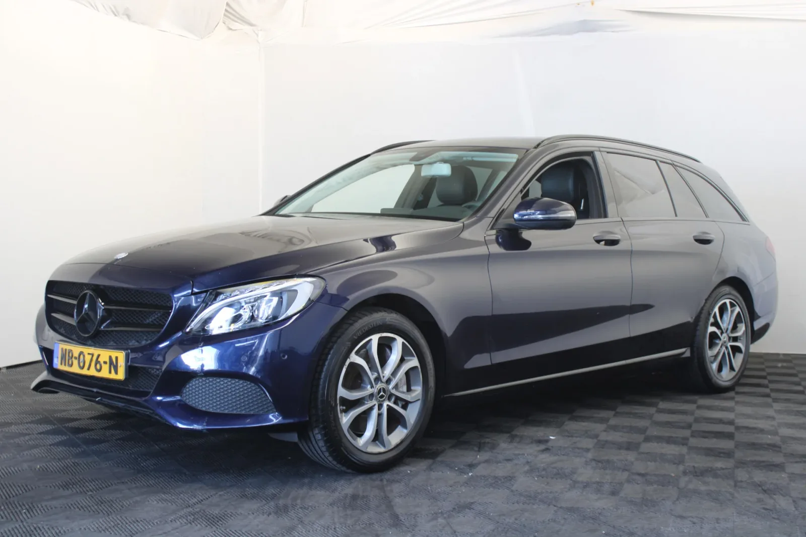 Mercedes-Benz C-Klasse (2015) — foto 1
