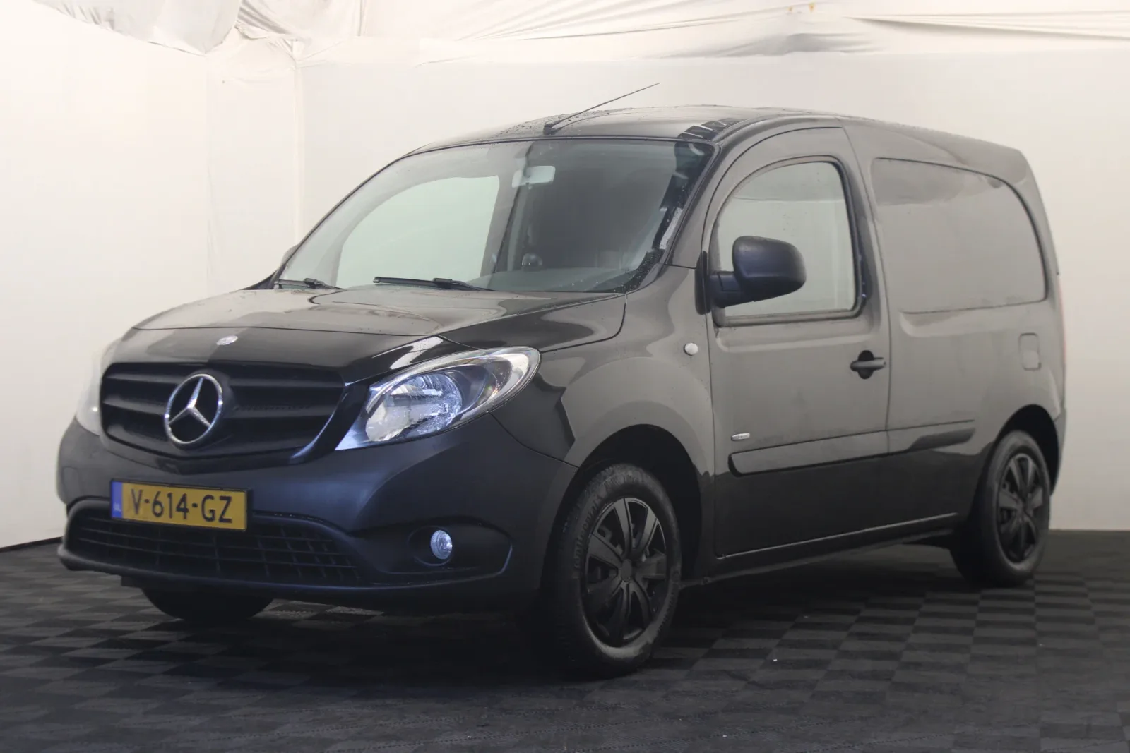 Mercedes-Benz Citan (2016) — foto 1