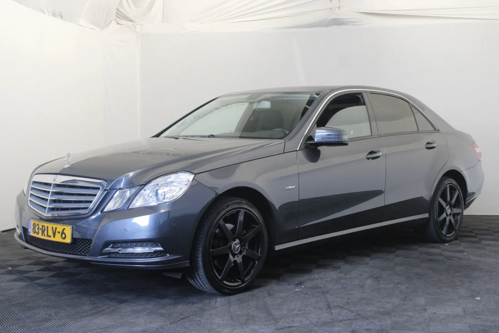 Mercedes-Benz E-Klasse (2009) — foto 1