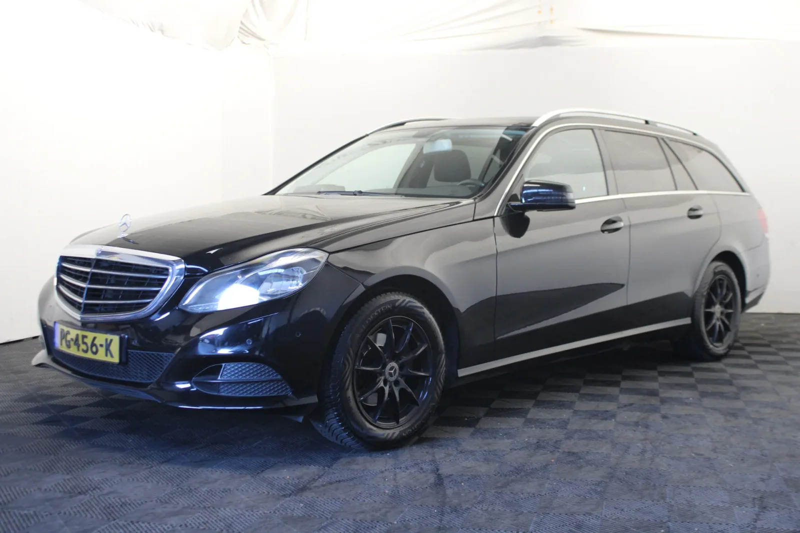 Mercedes-Benz E-Klasse (2013) — foto 1