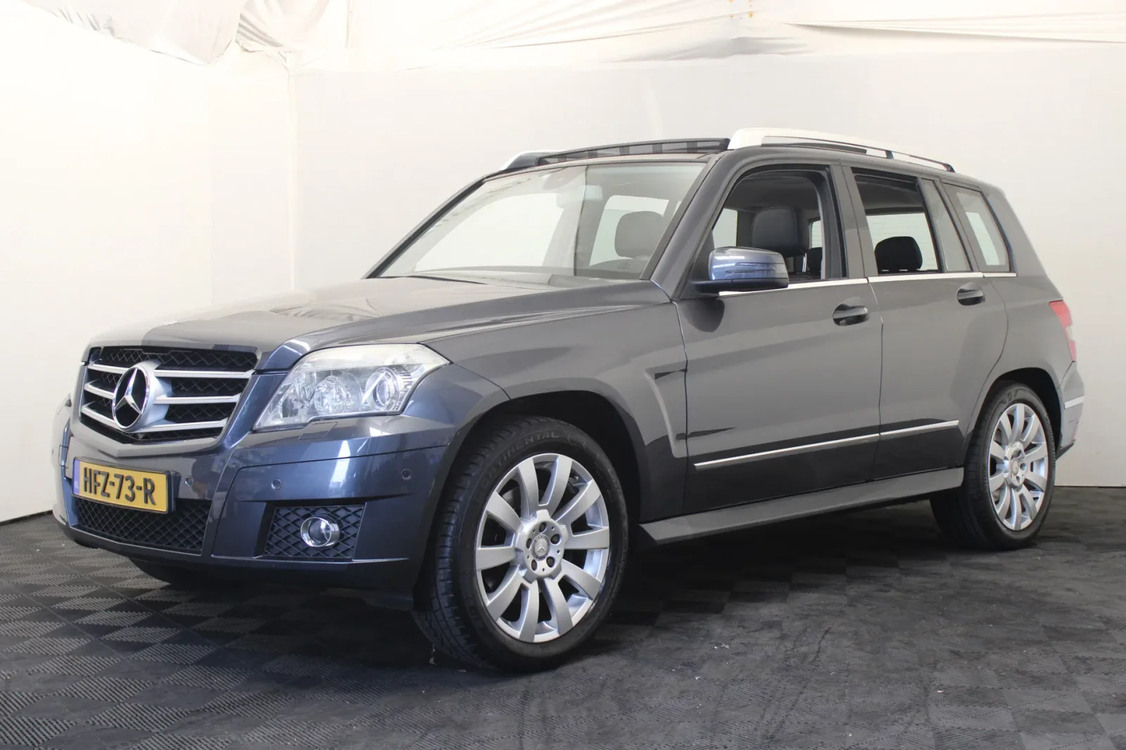 Mercedes-Benz GLK (2008) — foto 1