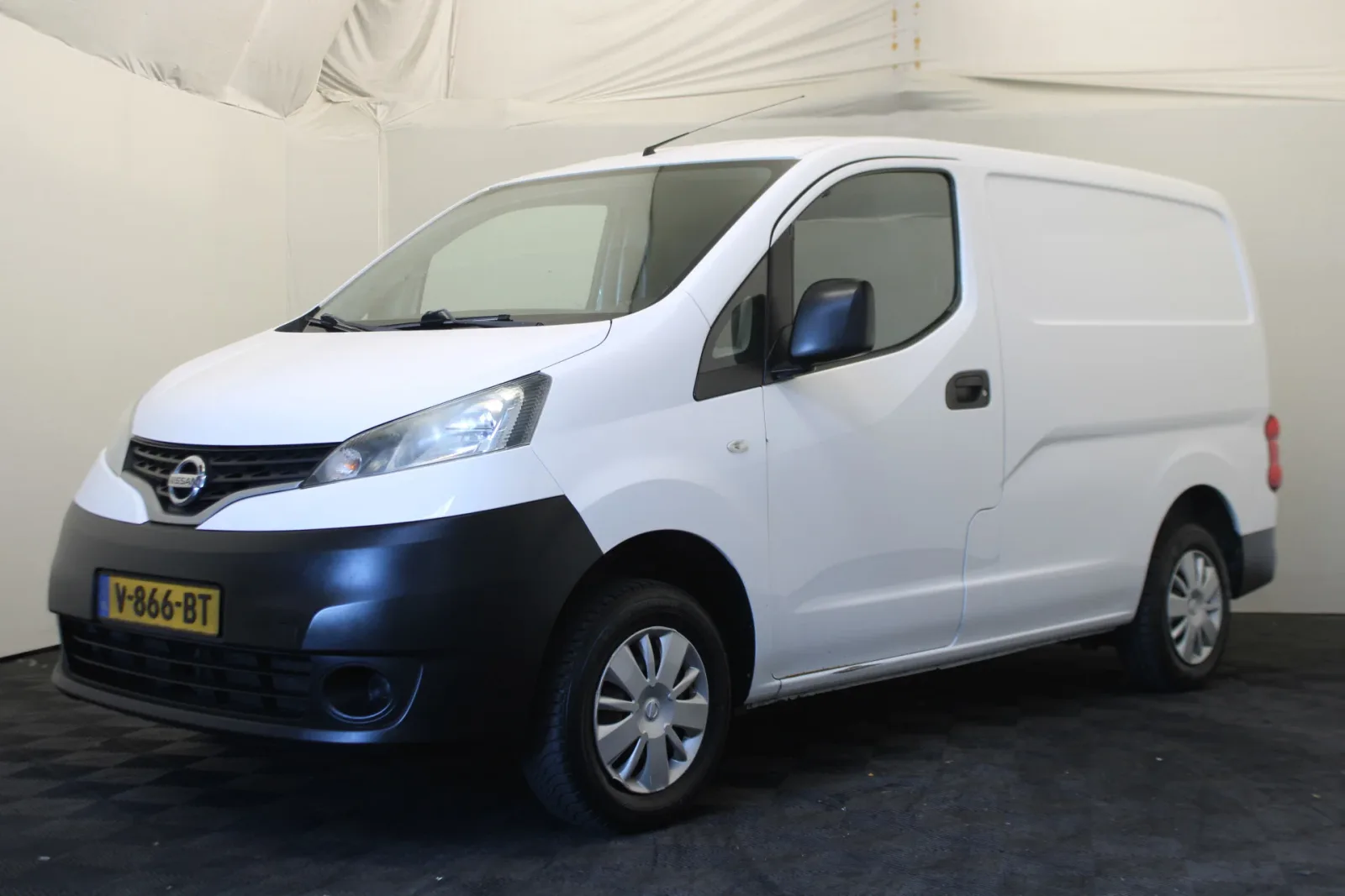 Nissan NV200 (2015) — foto 1