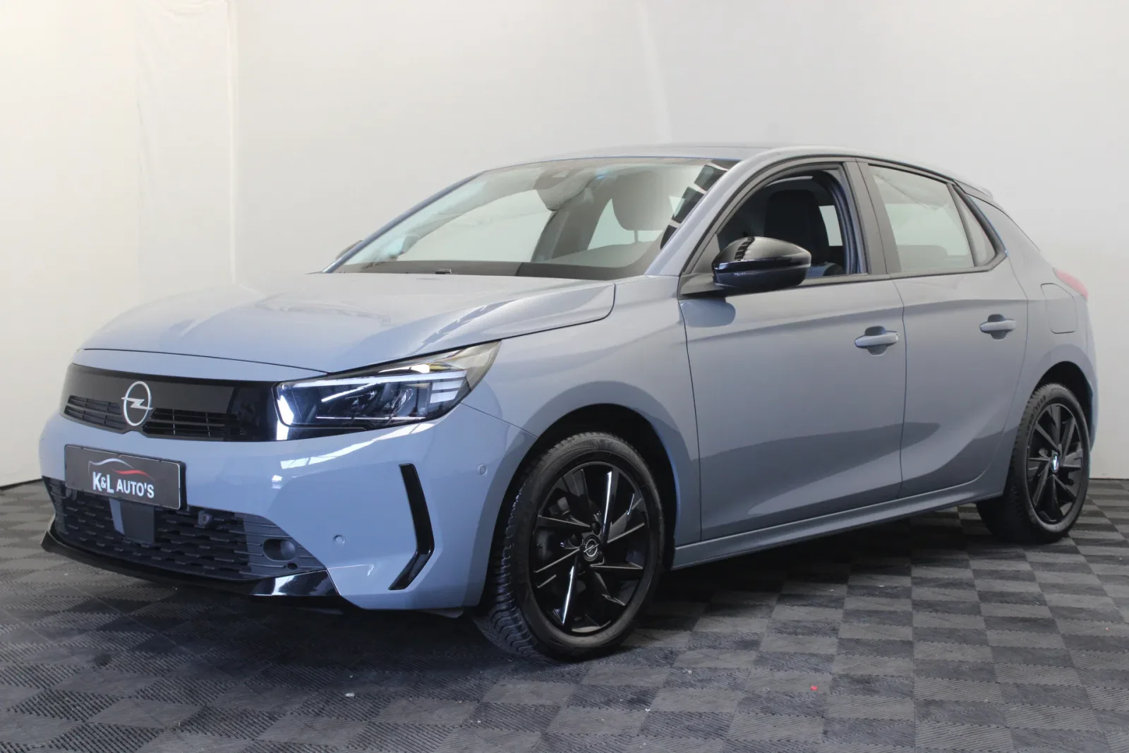 Opel Corsa (2024) — foto 1