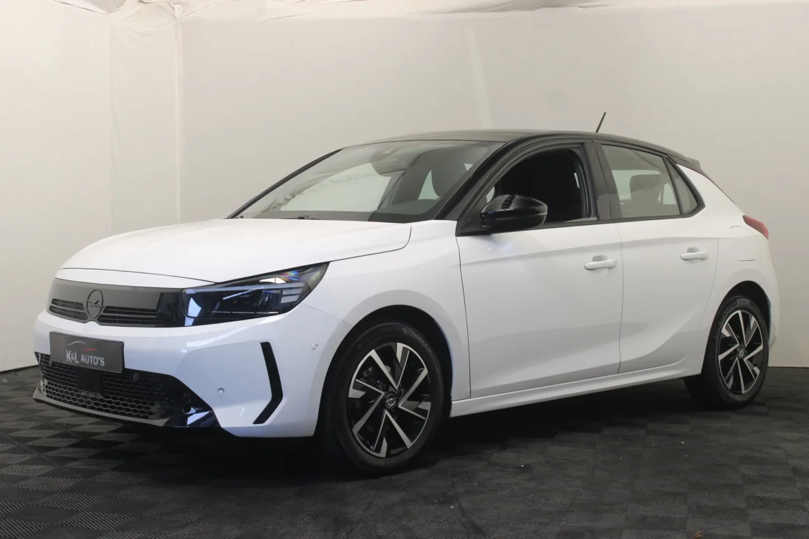 Opel Corsa (2023) — foto 1