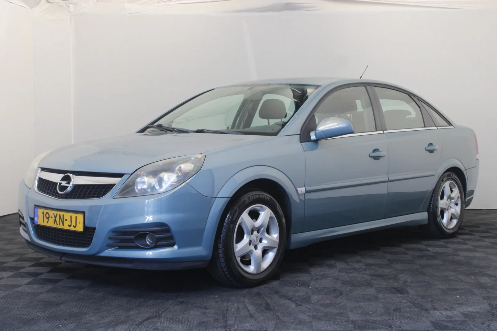 Opel Vectra (2007) — foto 1