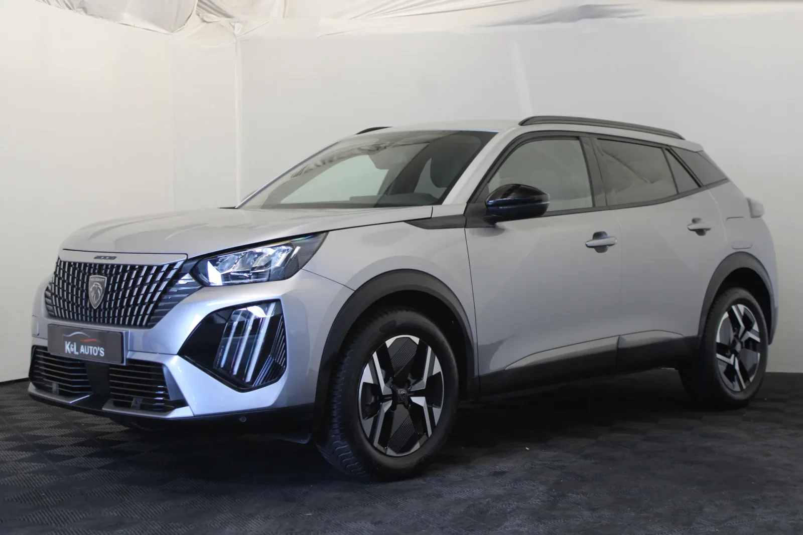 Peugeot 2008 (2023) — foto 1