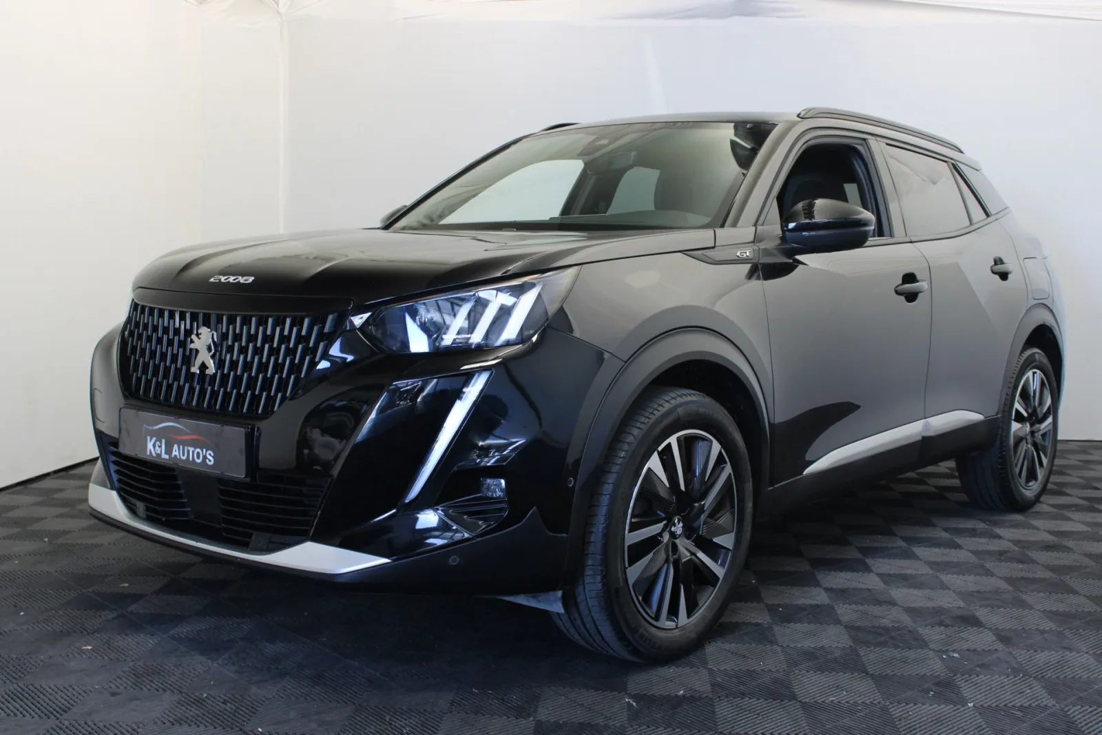 Peugeot 2008 (2020) — foto 1