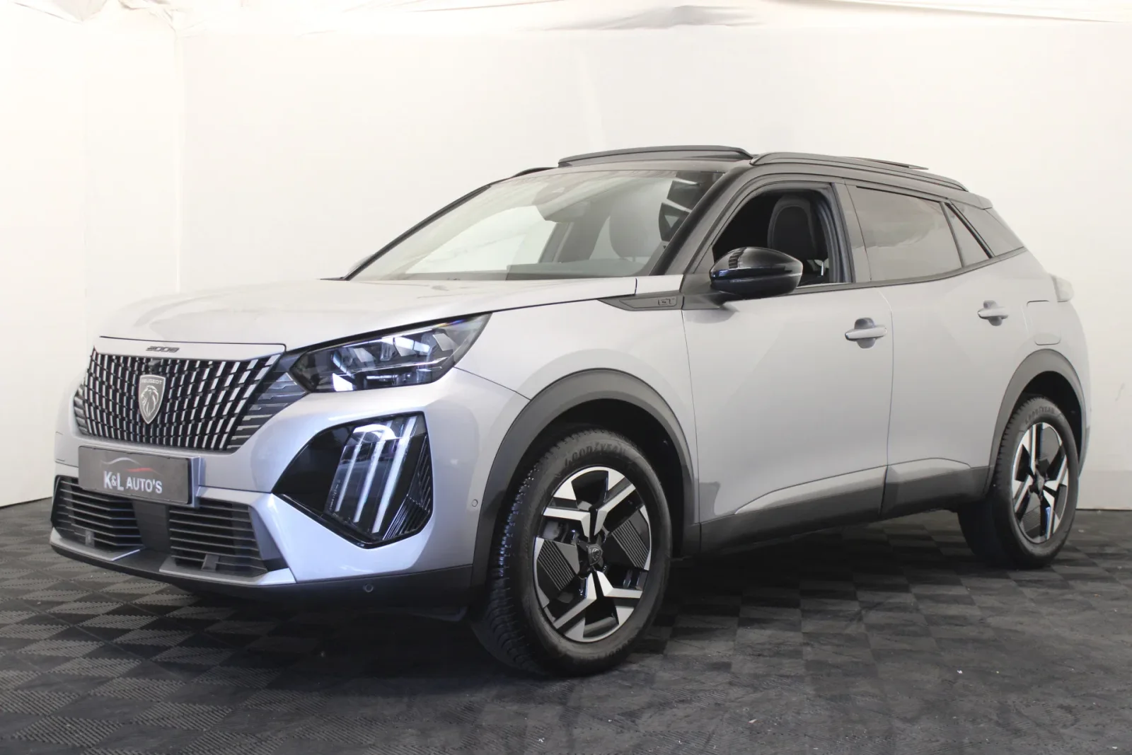 Peugeot 2008 (2020) — foto 1