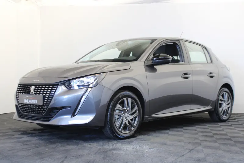 Peugeot 208 (2023)