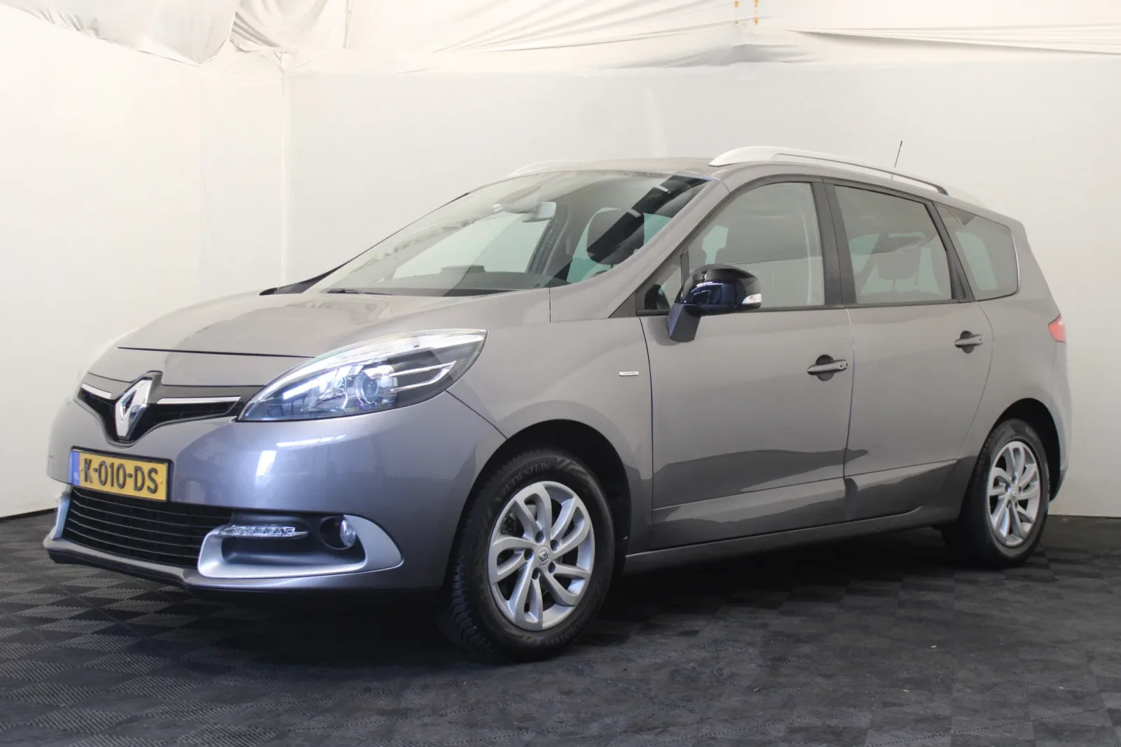 Renault Grand Scénic (2016) — foto 1