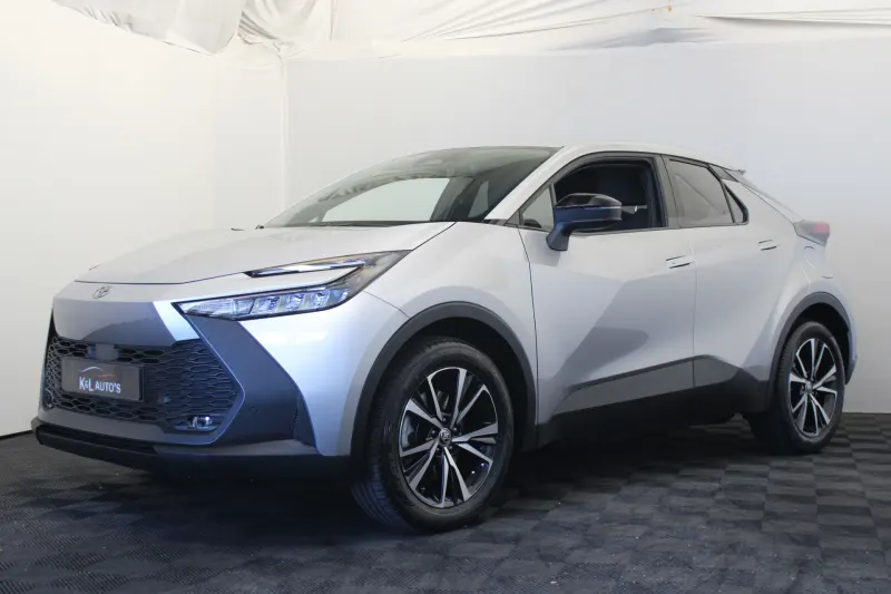 Toyota C-HR (2025)