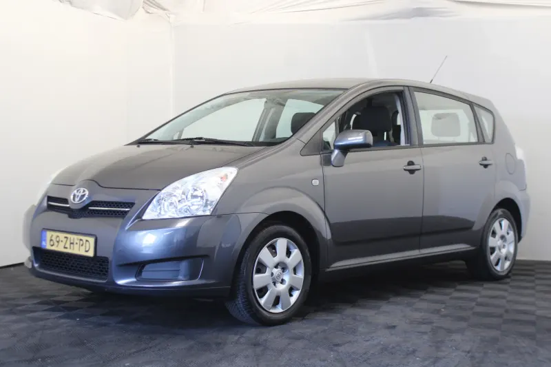 Toyota Verso (2008)
