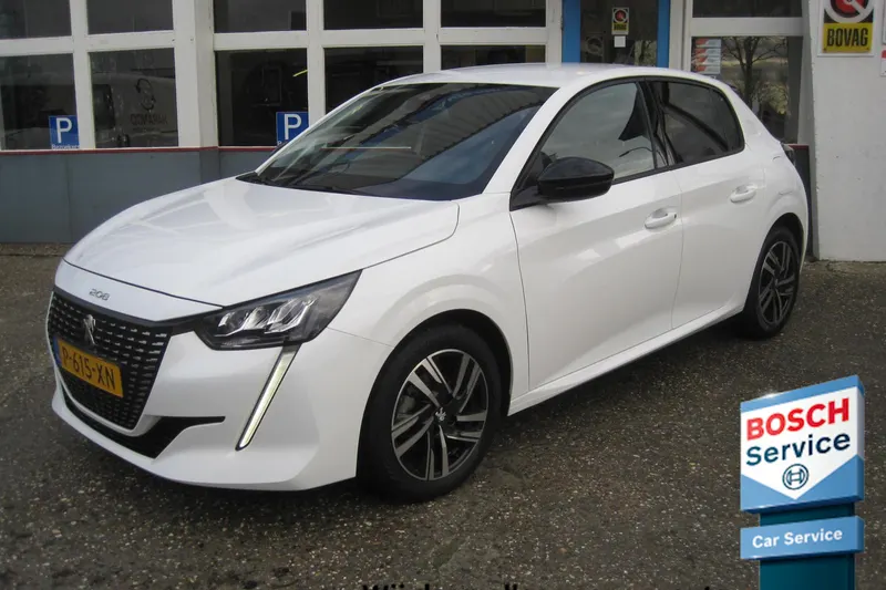 Peugeot 208 (2022)