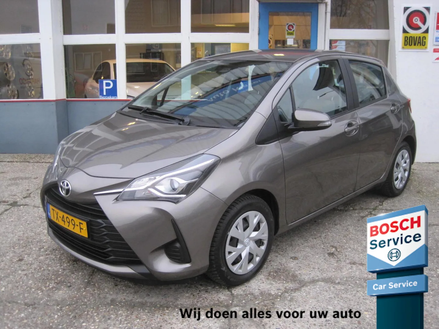 Toyota Yaris (2018) — foto 1