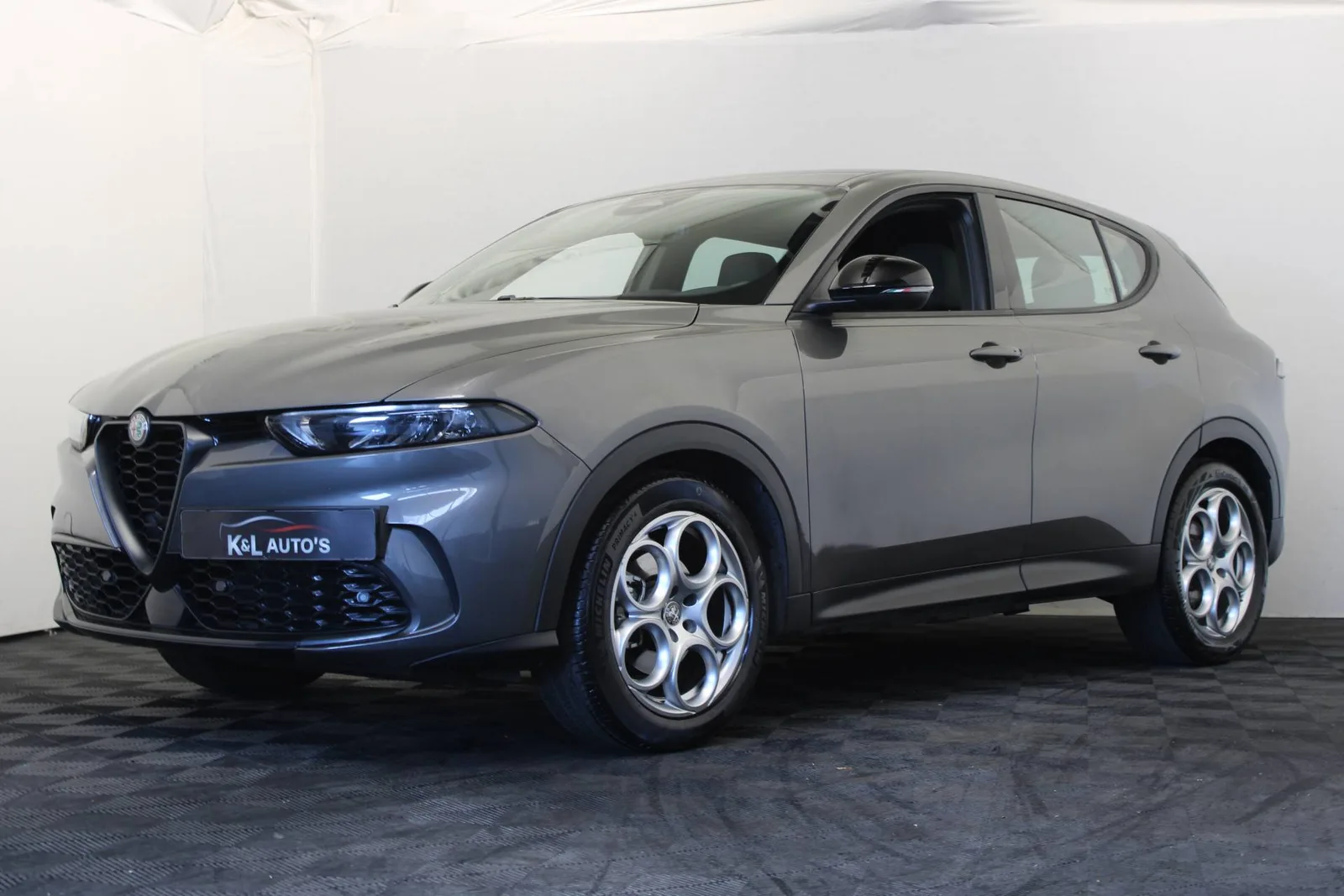 Alfa Romeo Tonale (2023) — foto 1