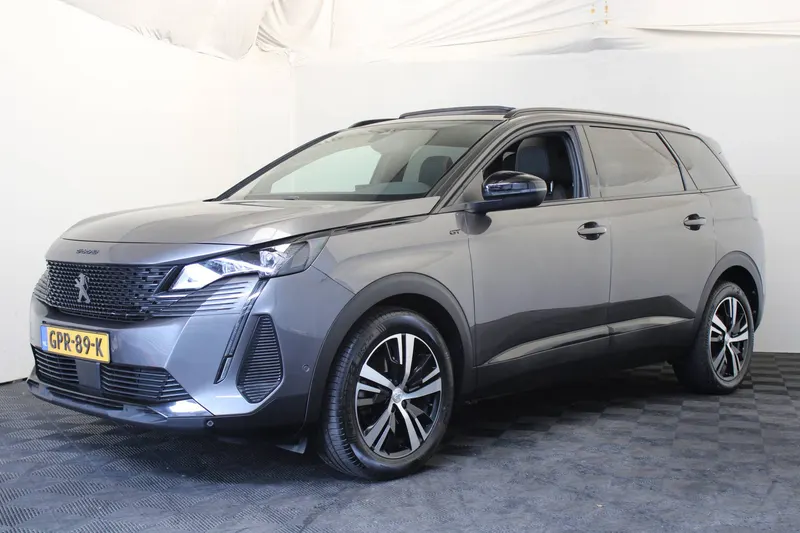 Peugeot 5008 (2021)