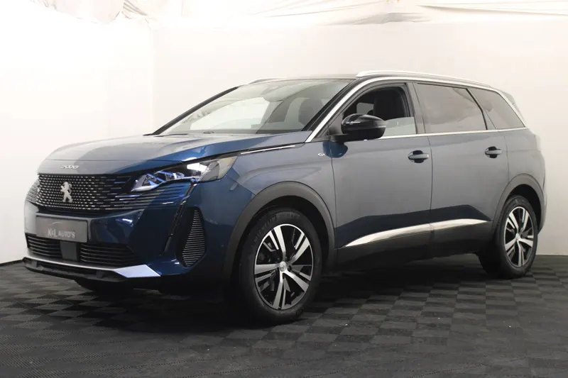 Peugeot 5008 (2022)