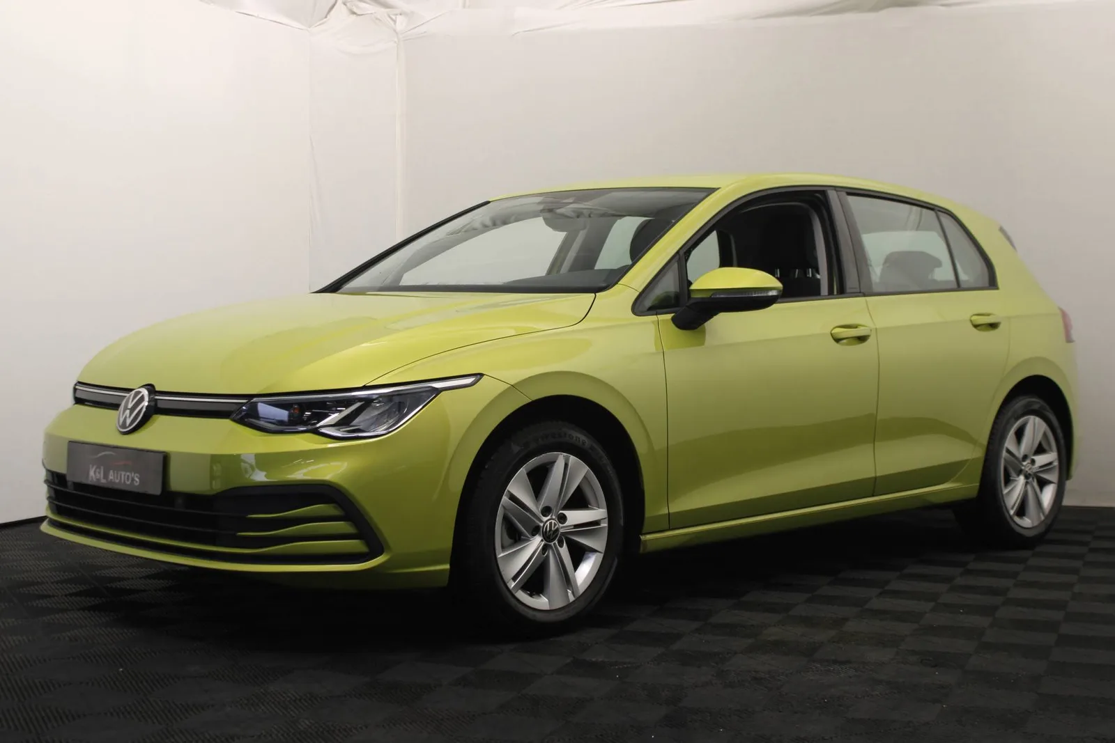 Volkswagen Golf (2021) — foto 1