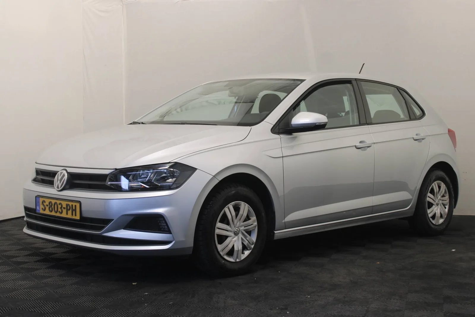Volkswagen Polo (2018) — foto 1