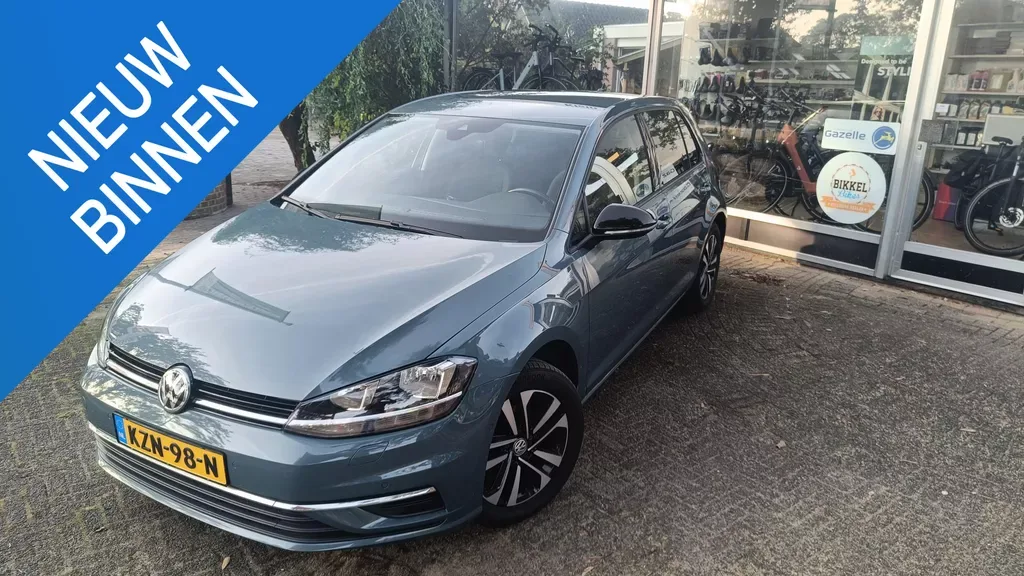 Volkswagen Golf (2019) — foto 1