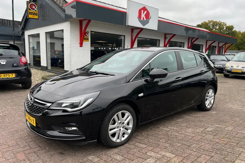 Opel Astra (2018)